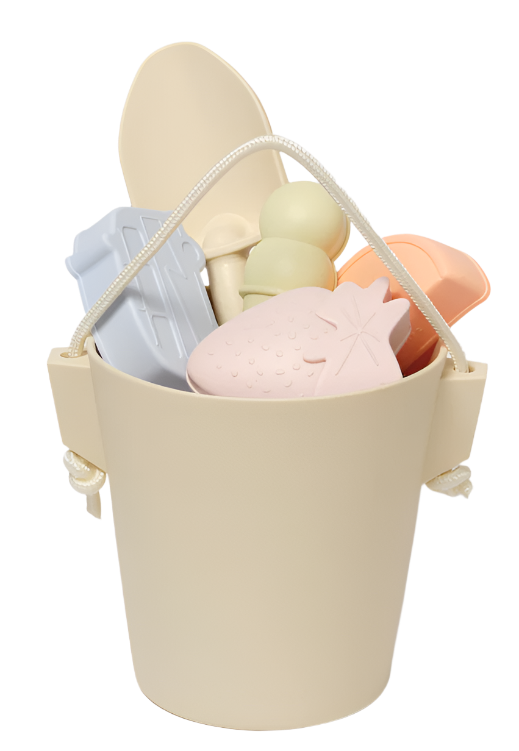 Silicone Bucket & Spade Set from Anderson Parker